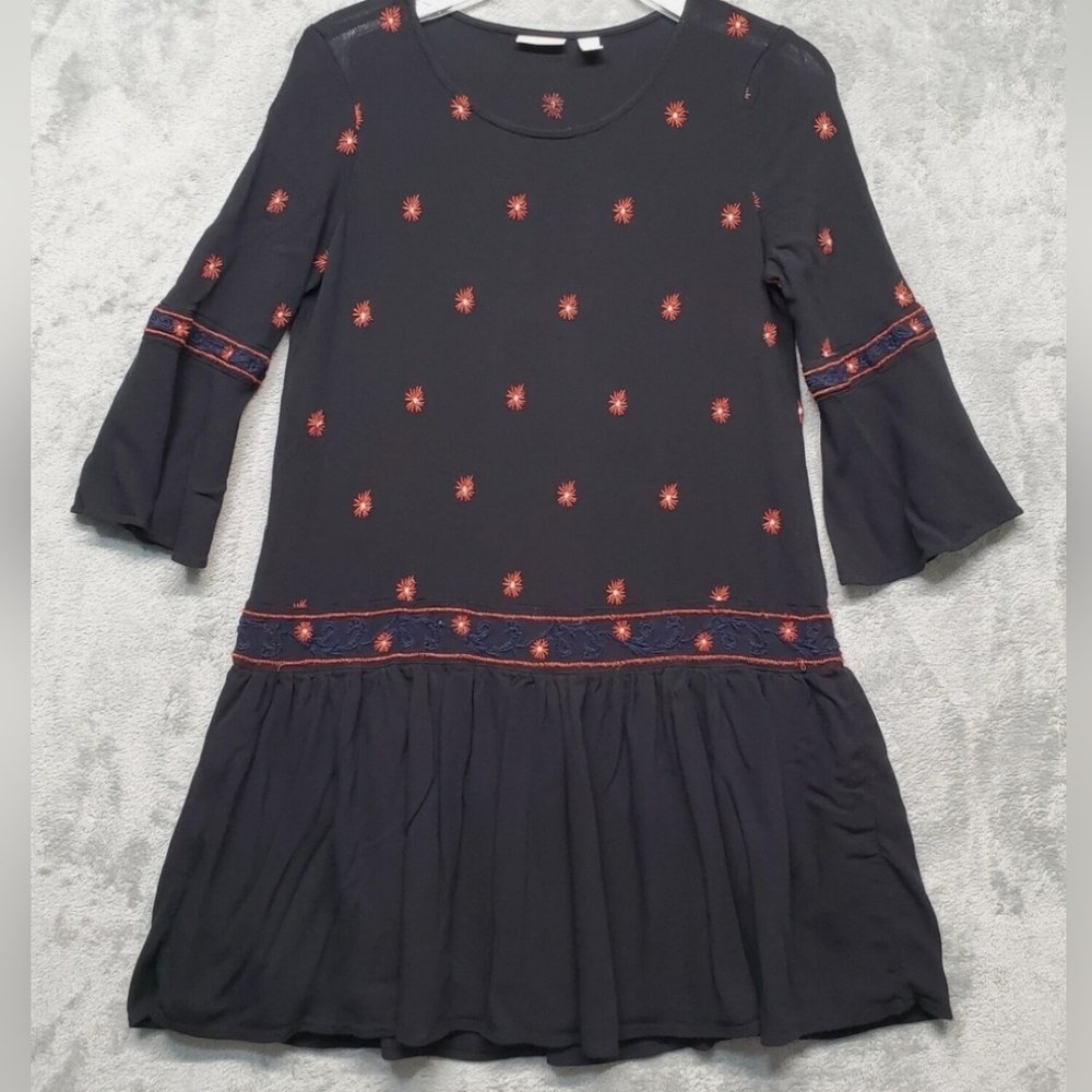 Hinge Black Dress with Red Embroidered Motifs